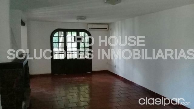 CASA ESTILO COLONIAL B° LOS LAURELES — foto 2