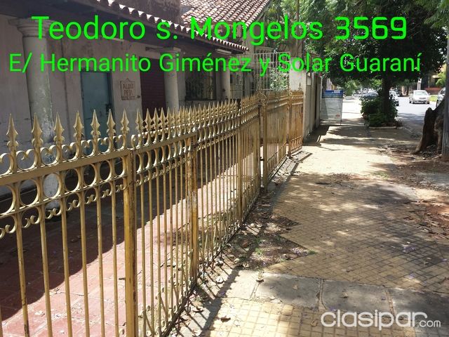Vendo Casa A Media Cuadra Del Colegio Inmacule en Asunción — foto 3