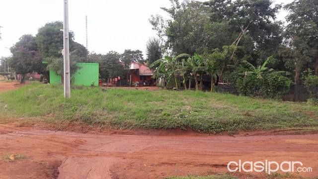OFERTO TERRENO EN ESQUINA. (Barrio Centro) CAPIATA — foto 3