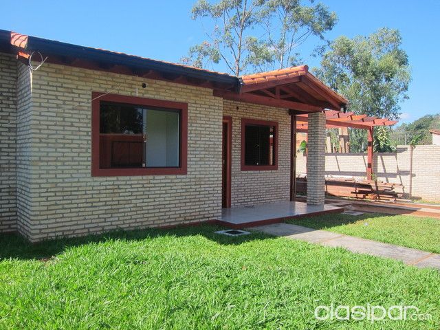 VENDO OFERTA CASA TIPO CHALET ESTRENAR 3 DORMITORIOS - ZONA RAKIURA — foto 2