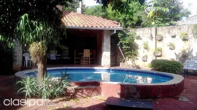 VENDO EN ASUNCION - SUPER CASA- EXCELENTE UBICACION - DOBLE AVENIDA - BARRIO NAZARETH — foto 3