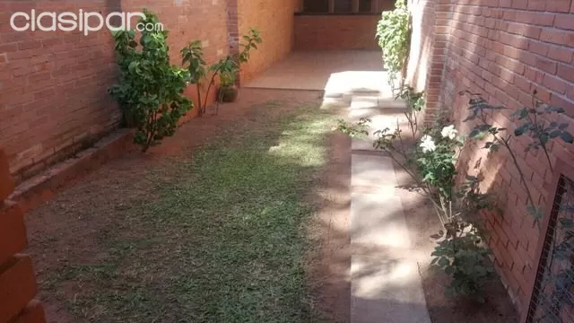 CAPITAL VENDEalquila. LUJOSA CASA!! En Condominio Cerrado Boulevard!! — foto 3