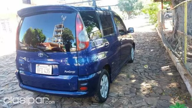 Toyota Funcargo Año 2001 — foto 3