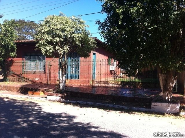 URGENTEMENTE Vendo linda casa en Pdte. Franco — foto 2