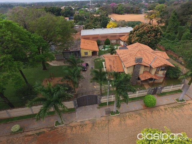 MANSIÓN EN SAN LORENZO — foto 2
