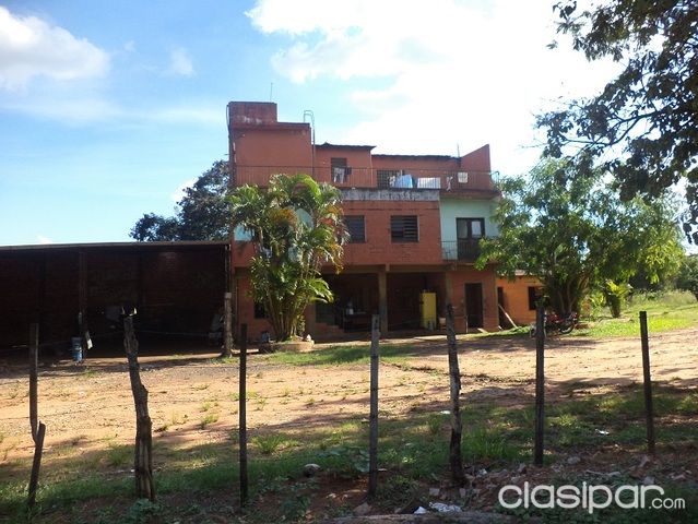 VENDO UNA CASA DE DOS PISOS EN LA ZONA CAÑADA DE LUQUE — foto 2
