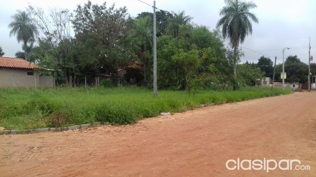 Vendo Terreno sobre asfaltado doble esquina Luque - Limpio — foto 3