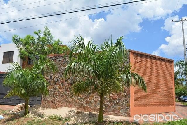 Asegure la felicidad de su familia Casa a la venta en Villa Adela-Luque. — foto 3