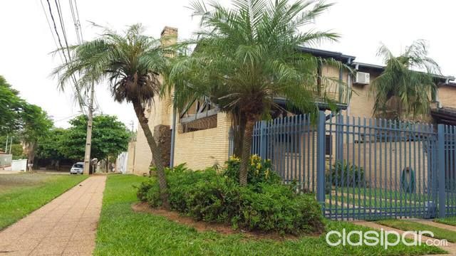 ALQUILO DÚPLEX ZONA AVDA SANTISIMA TRINIDAD Y JULIO CORREA US 1.600 + IVA — foto 3