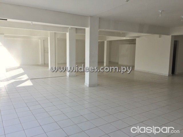 ALQUILOVENDO Propiedad para comercio o Showroom sobre Avda. Eusebio Ayala — foto 2
