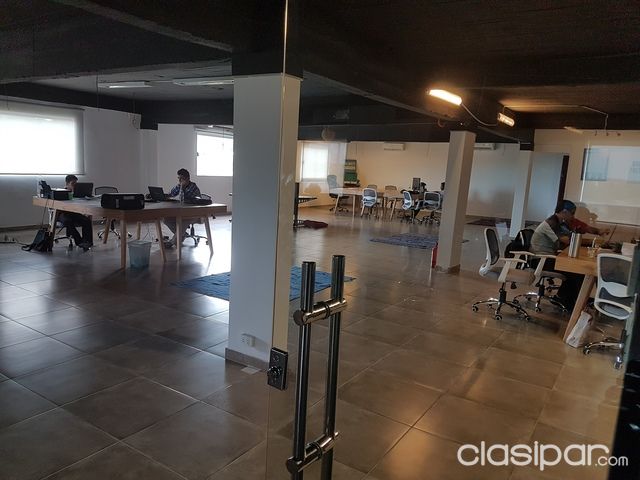 Alquilo espacio dentro de Edificio Le CHATEAU — foto 2