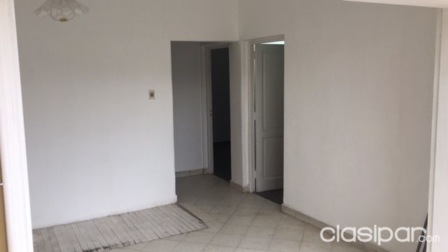 DUEÑA ALQUILA ELGANTE Y CENTRICO DEPARTAMENTO — foto 2