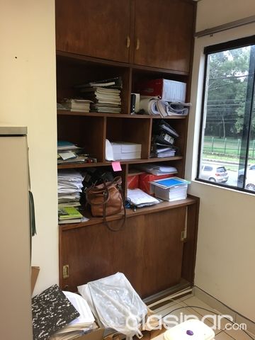 VENDO OFICINAS CON DEPOSITO SOBRE AVDA. 1º PRESIDENTE — foto 2