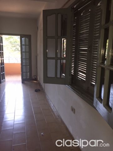 AMPLIO DEPARTAMENTO sobre la Avda. FERNANDO DE LA MORA, ASUNCIÓN — foto 2