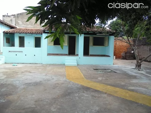 ALQUILO CASA EN BARRIO SAJONIA A 1 CUADRA DE LA AV. CARLOS A. LÓPEZ — foto 3