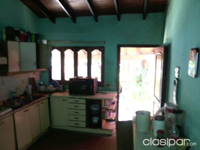 VENDO Hermosa propiedad en esquina- Fdo. de la Mora Zona Norte — foto 3