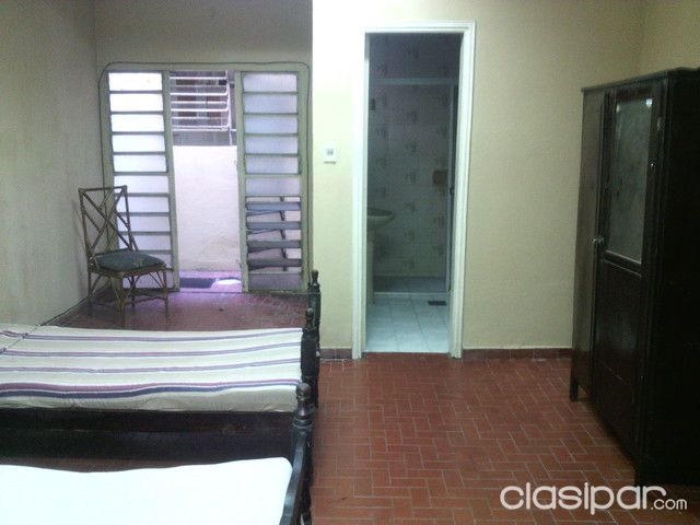 Doy Habitación amoblada en casa de Familia... para persona que estudie o trabaje — foto 3