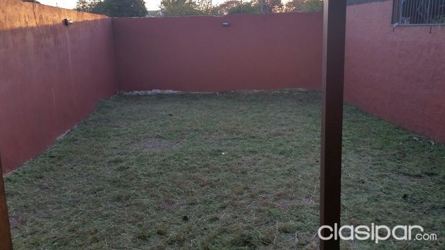 VENTA DE CASA TIPO CHALET A ESTRENAR EN LUQUE!!!!!!! Escucho ofertas — foto 3