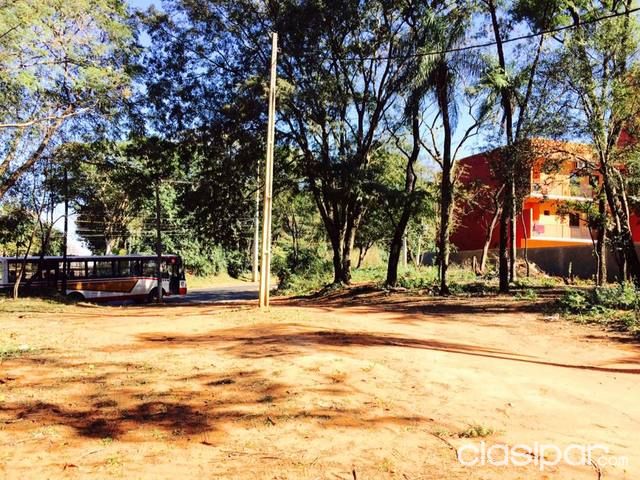 Vendo y financio lotes sobre doble avenida Von Polesky.- Villa Elisa — foto 2