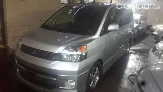 Toyota Noah 2003 — foto 3