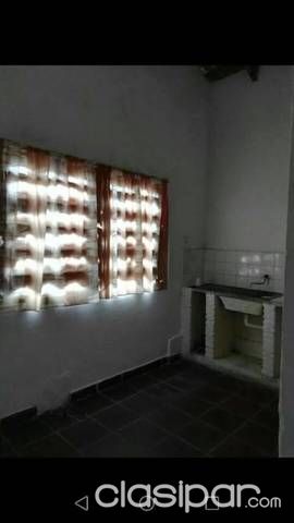 Depto. para parejas o hasta un niño. — foto 3
