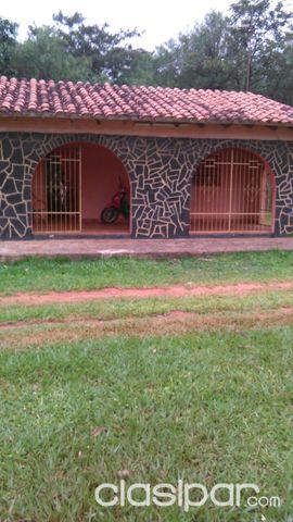 Vendo casa ubicada en una esquina a 2 cuadras de la Sede Social Coop. 31 de Marzo Ltda. — foto 2
