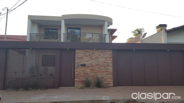 IMPONENTE CASA A ESTRENAR EN ZONA RESIDENCIAL — foto 2