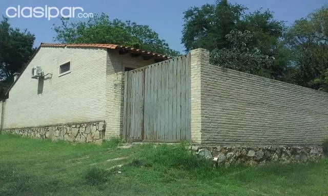 Amplia Residencia Con Piscina — foto 2