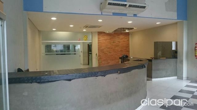 EDIFICIO CORPORATIVO CON TINGLADO — foto 2