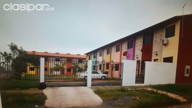 Venta de Adjudicacion de Departamento por AFD en Luque, a travez de la COOP. MILITAR FFAA. — foto 2