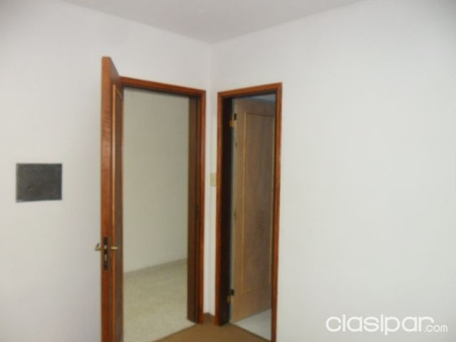 Alquilo pieza con baño en Sajonia — foto 2
