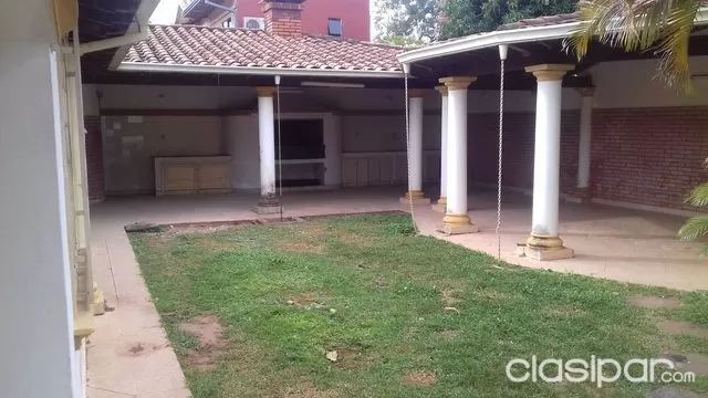 HERMOSA CASA EN ESQUINA, ZONA NORTE FERNANDO DE LA MORA — foto 3