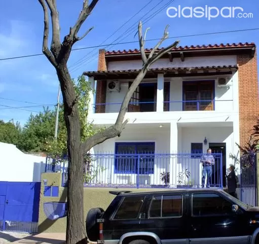 Vendo casa con Tinglado Sobre Tte. Alcorta c Peru — foto 2