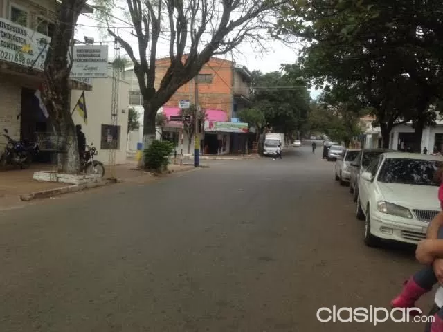 Vendo Casa Centro Luque Avenida Principal — foto 3