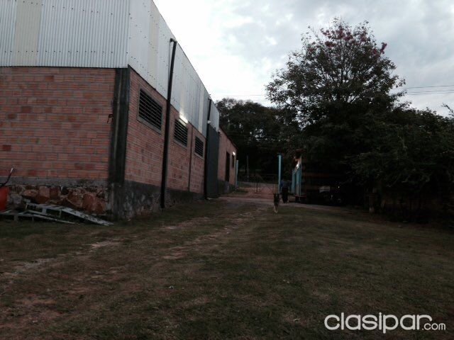Limpio sobre ruta- ideal para invertir — foto 3
