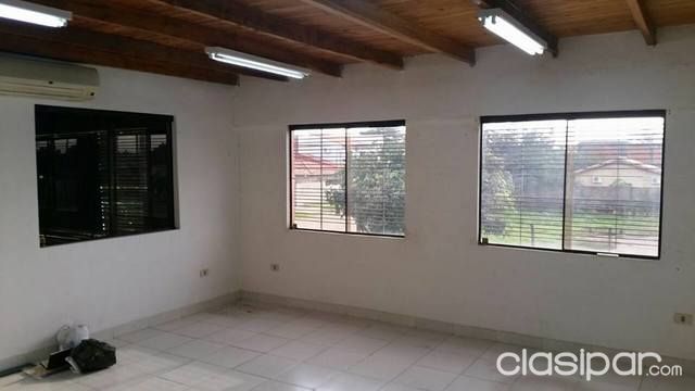 Deposito con oficinas en Mariano Roque Alonso 360m2. — foto 3