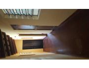 Casa independiente con cámara de seguridad