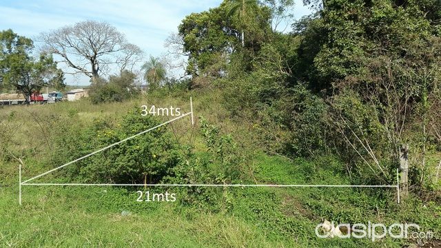 Hermoso Terreno sobre Acceso Sur a 100 mts del desvío de a Ypane — foto 2