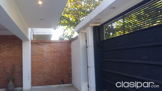 ALQUILO DUPLEX EN LA MEJOR ZONA DE SANTISIMA TRINIDAD — foto 3