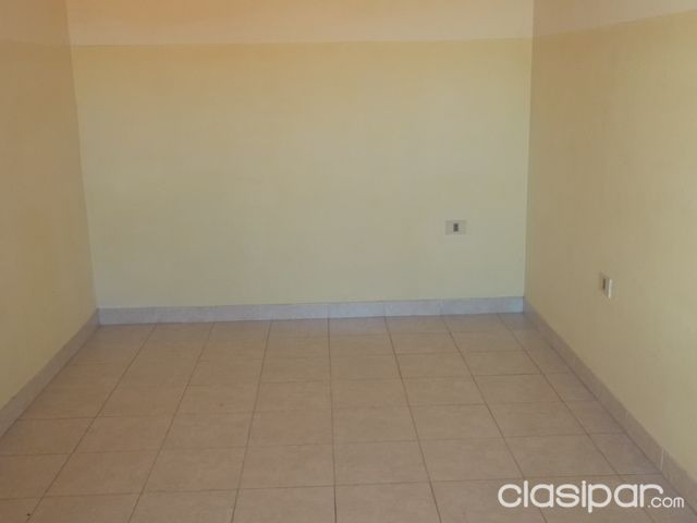 ALQUILO DPTO PEQUEÑO PARA UNA PERSONA O PAREJA - B°.SAN PABLO — foto 2