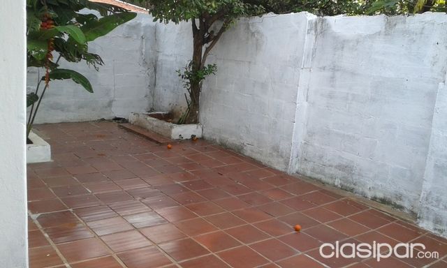 alquilo pequeño chalecito en asuncion — foto 3