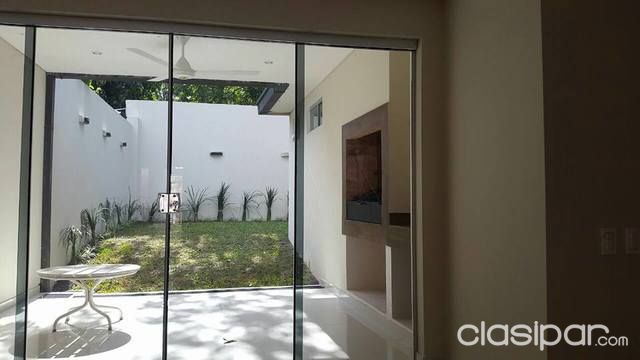 Amplio Duplex sobre calle Del Maestro — foto 3