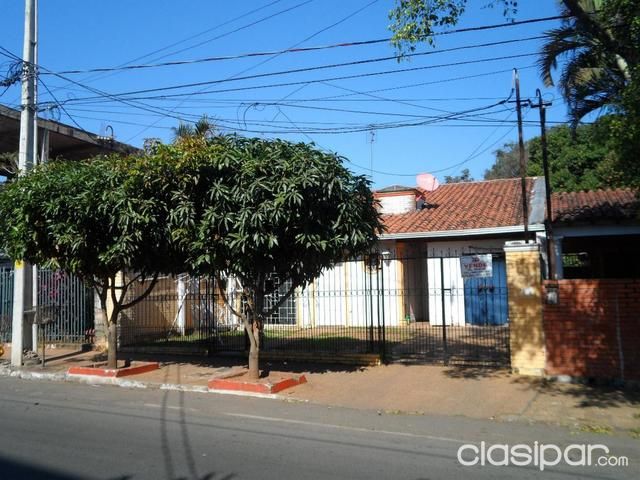 Vendo Casa en Fernando de la Mora - Zona supermercado Real Fernando — foto 2