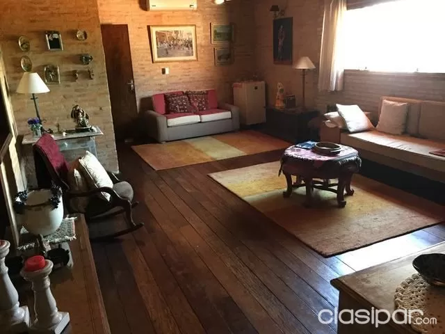 VENDO UNICA Y EXCLUSIVA RESIDENCIA BARRIO SEMINARIO — foto 2