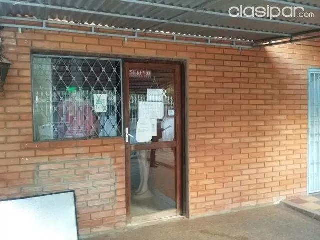 Vendo en mburukuya una casa a dos cuadras de — foto 3