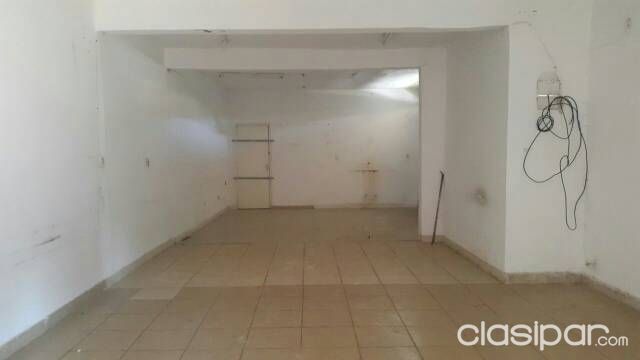 AMPLIO LOCAL COMERCIAL..CENTRO LUQUE!!! — foto 3