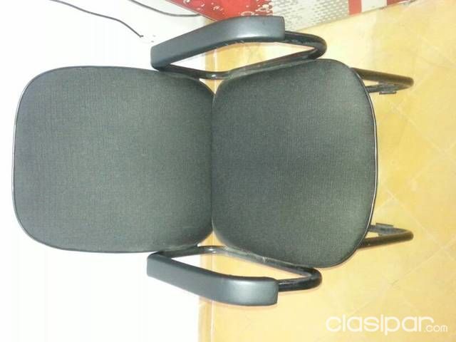 Silla para oficina impecable color negro — foto 2