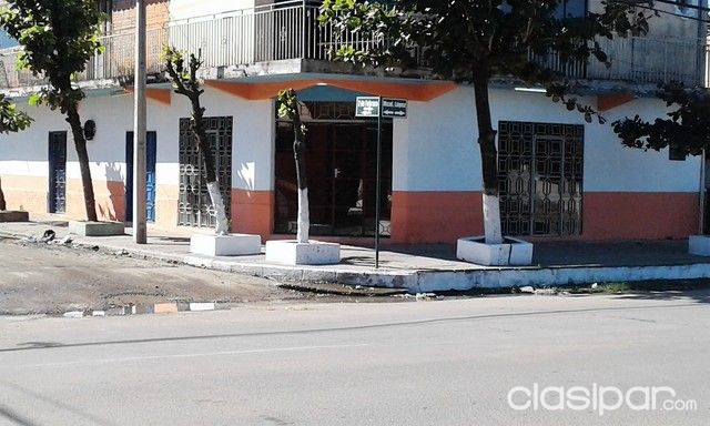 AMPLIO SALÓN COMERCIAL EN EL CENTRO DE VILLA HAYES — foto 3