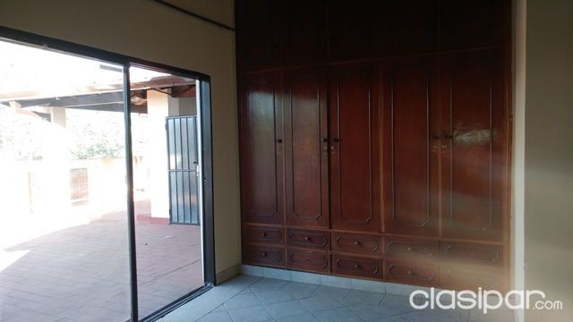 ALQUILO GRAN DEPARTAMENTO EN SAJONIA!!! — foto 3
