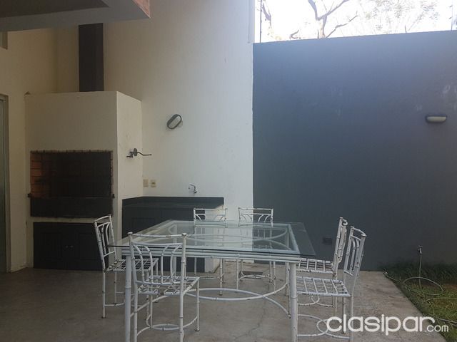 ¡ALQUILO PRECIOSA CASA AMOBLADA! — foto 3